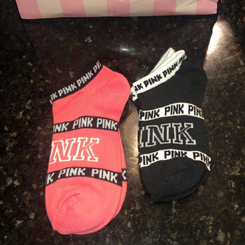 ❄️🎁Victoria Secret Pink Sock Bundle Deals🎁❄️
